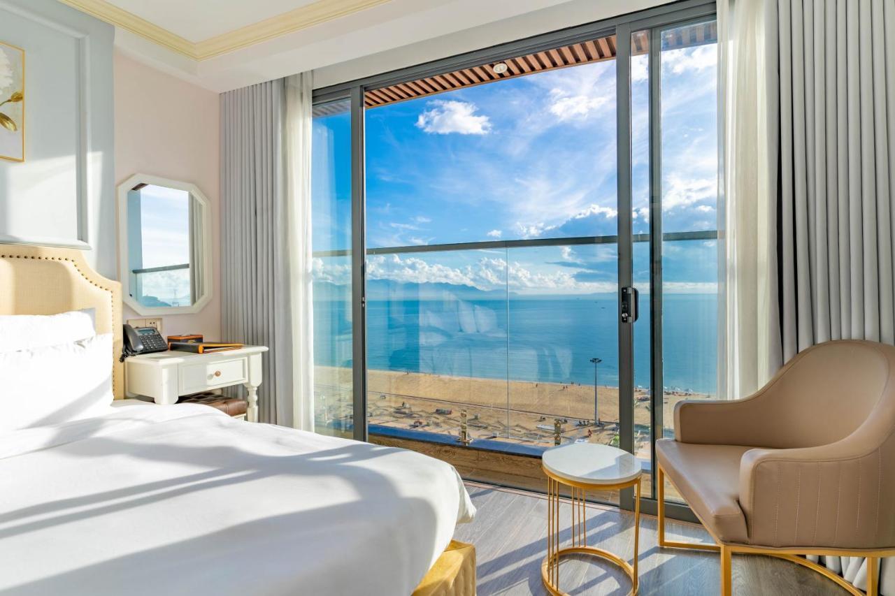La Vague Hotel Nha Trang Extérieur photo