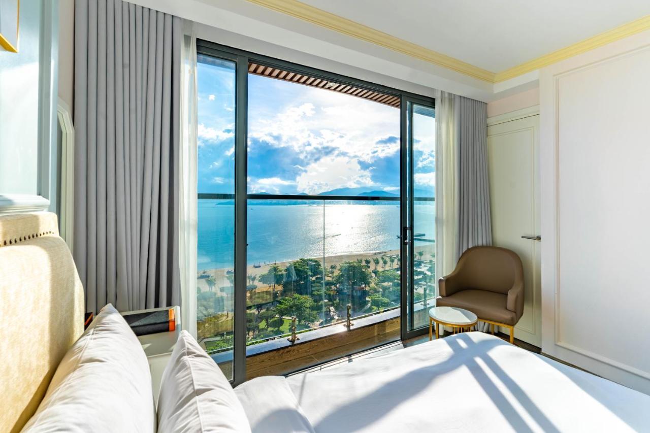 La Vague Hotel Nha Trang Extérieur photo