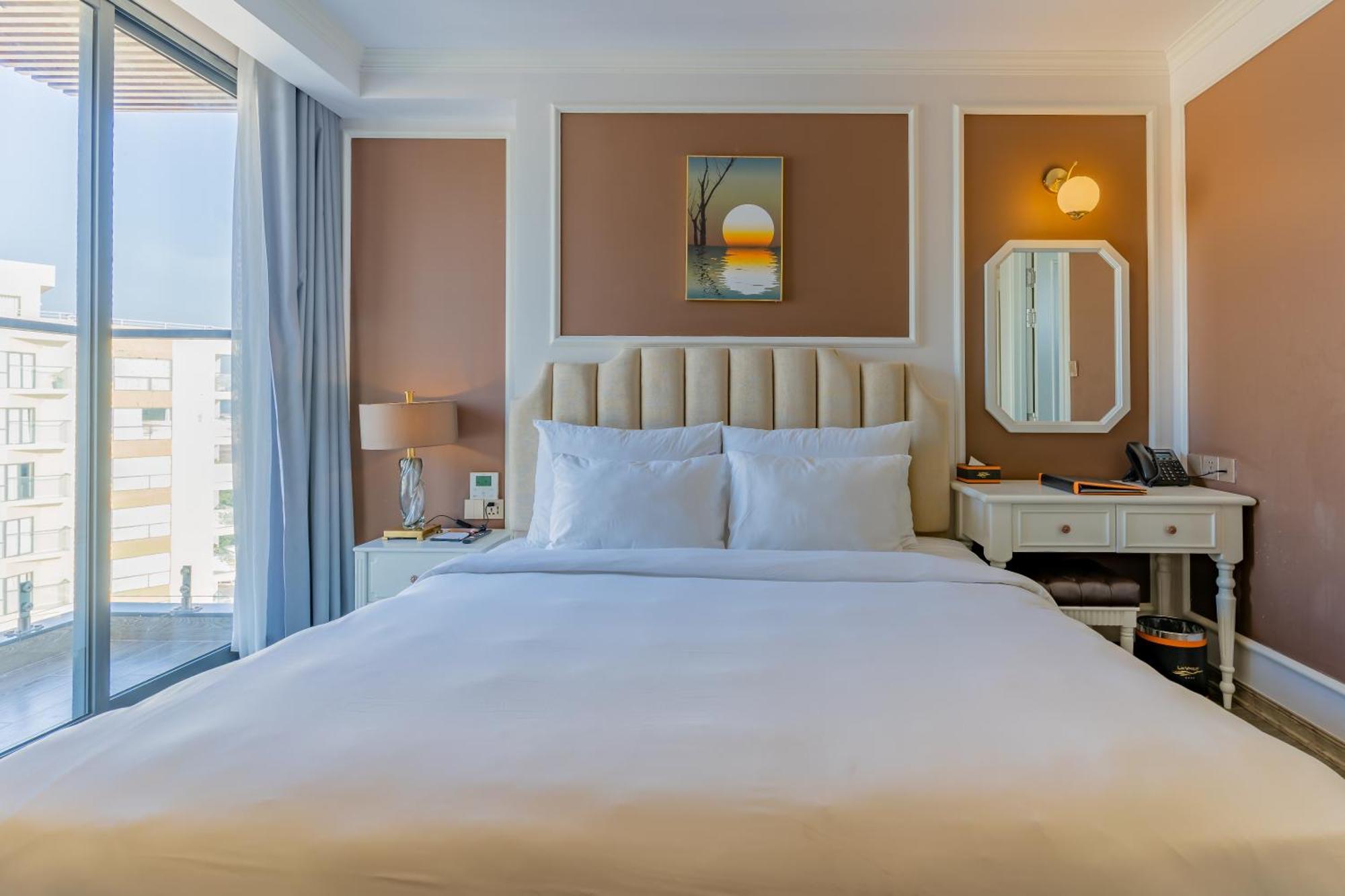 La Vague Hotel Nha Trang Extérieur photo