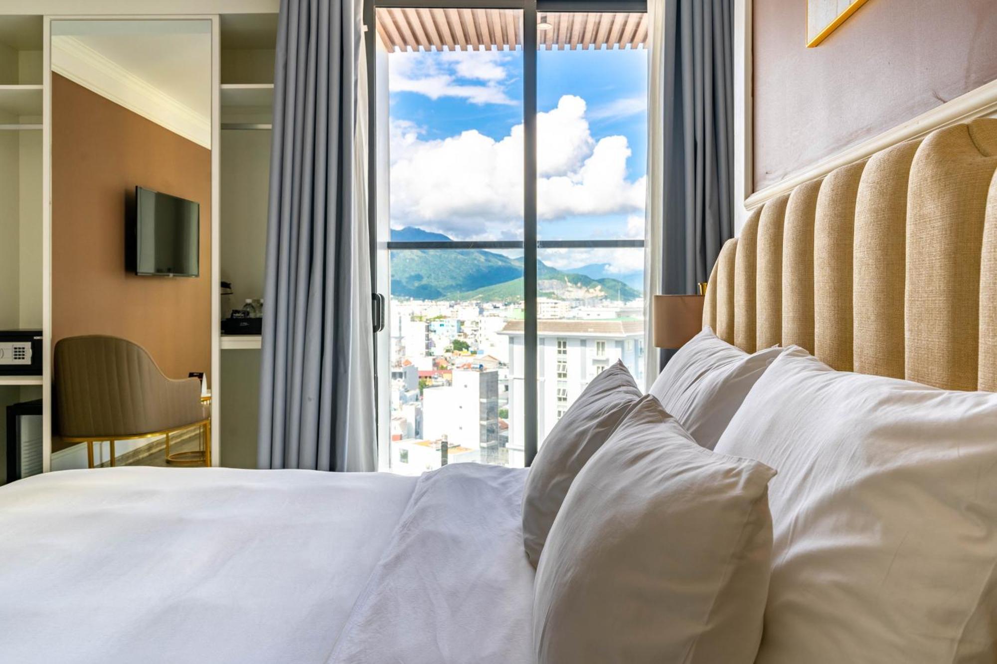 La Vague Hotel Nha Trang Extérieur photo