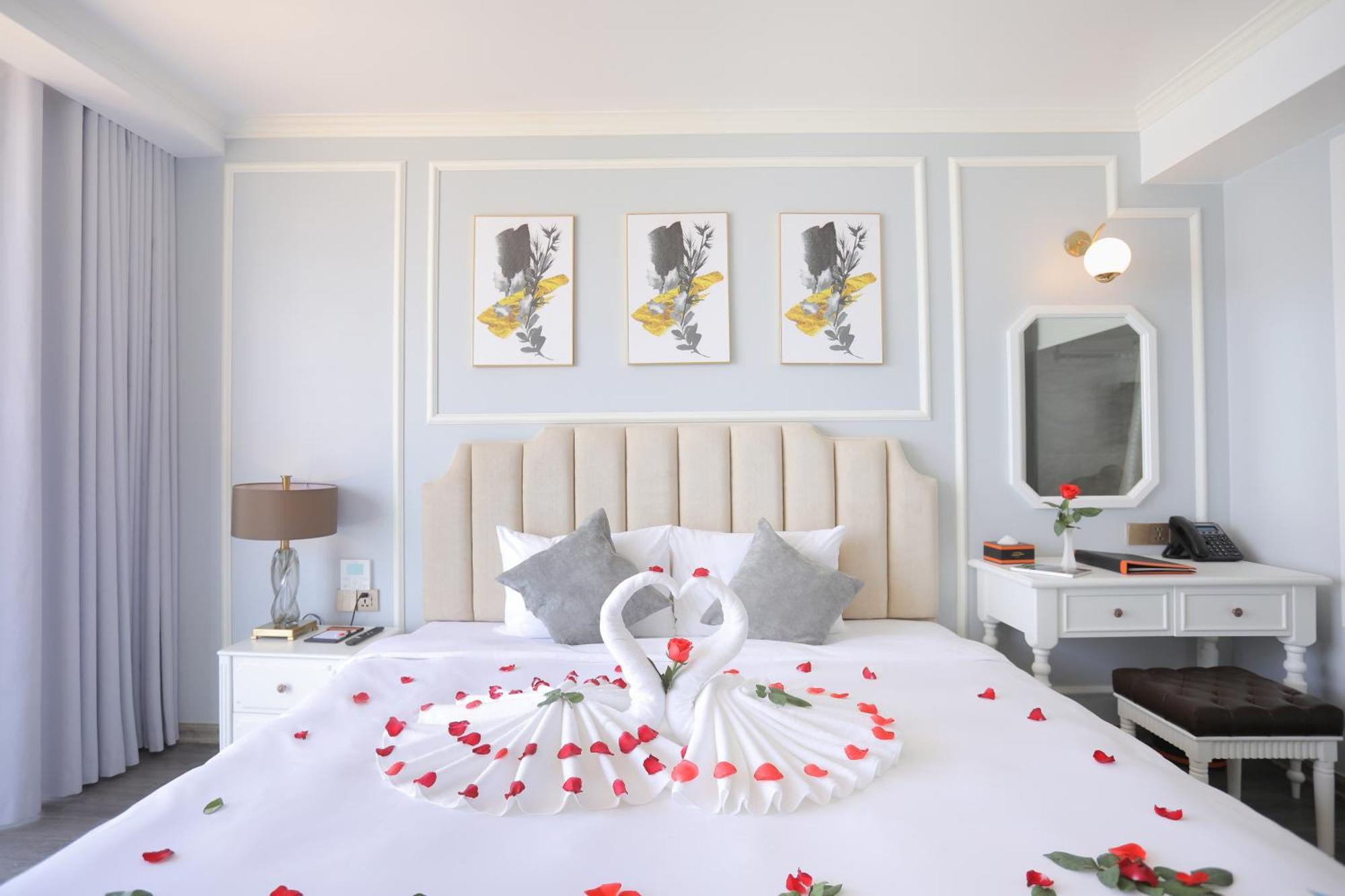 La Vague Hotel Nha Trang Extérieur photo